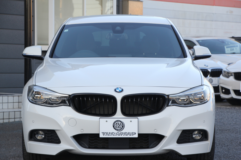 BMW 3シリーズ 320i ｸﾞﾗﾝﾂｰﾘｽﾓ Mｽﾎﾟｰﾂ 後期 新ｴﾝｼﾞﾝ LEDﾍｯﾄﾞﾗｲﾄ&ﾃｰﾙ 追従ACC ﾚｰﾝﾁｪﾝｼﾞ警告 衝突軽減ﾌﾞﾚｰｷ 車線逸脱警告 歩行者警告 iﾄﾞﾗｲﾌﾞHDDﾅﾋﾞ電動ﾄﾗﾝｸ ｽﾏｰﾄｷｰ 専用ｴｱﾛ 19AW ﾊﾟﾄﾞﾙｼﾌﾄ 2年保証