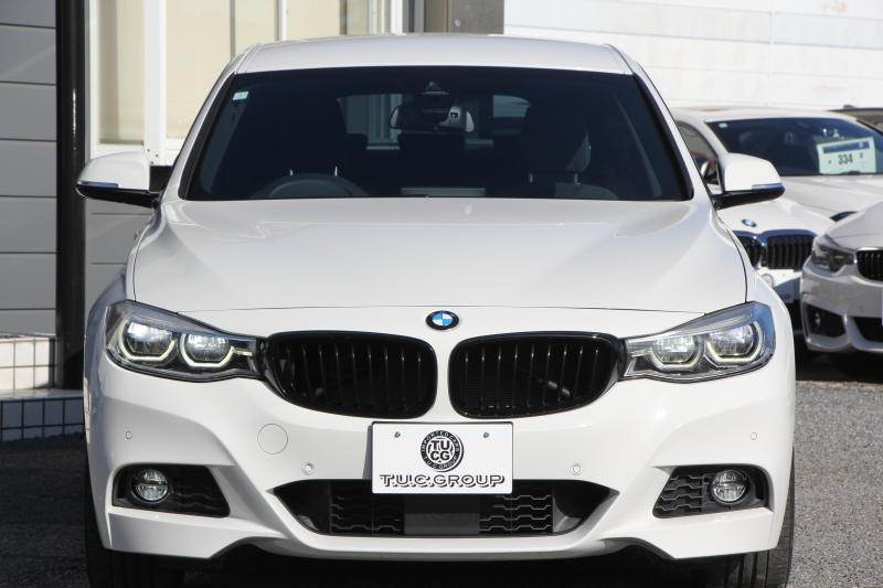 BMW 3シリーズ 320i ｸﾞﾗﾝﾂｰﾘｽﾓ Mｽﾎﾟｰﾂ 後期 新ｴﾝｼﾞﾝ LEDﾍｯﾄﾞﾗｲﾄ&ﾃｰﾙ 追従ACC ﾚｰﾝﾁｪﾝｼﾞ警告 衝突軽減ﾌﾞﾚｰｷ 車線逸脱警告 歩行者警告 iﾄﾞﾗｲﾌﾞHDDﾅﾋﾞ電動ﾄﾗﾝｸ ｽﾏｰﾄｷｰ 専用ｴｱﾛ 19AW ﾊﾟﾄﾞﾙｼﾌﾄ 2年保証