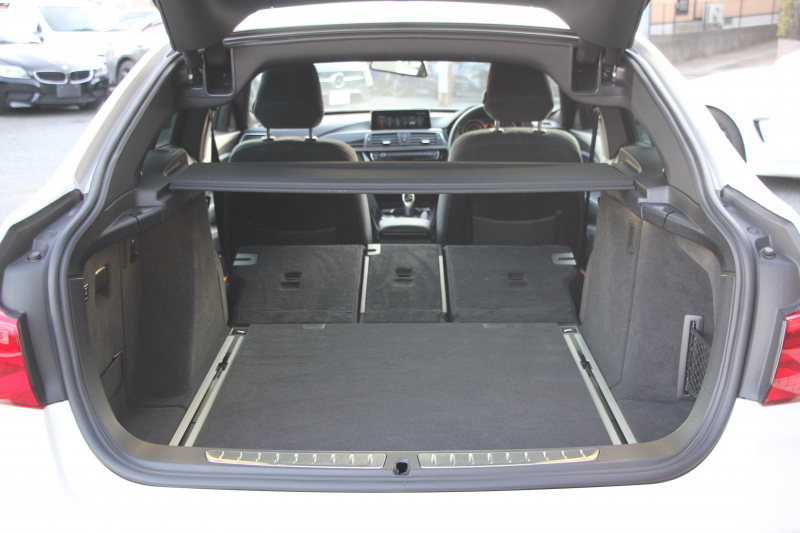 BMW 3シリーズ 320i ｸﾞﾗﾝﾂｰﾘｽﾓ Mｽﾎﾟｰﾂ 後期 新ｴﾝｼﾞﾝ LEDﾍｯﾄﾞﾗｲﾄ&ﾃｰﾙ 追従ACC ﾚｰﾝﾁｪﾝｼﾞ警告 衝突軽減ﾌﾞﾚｰｷ 車線逸脱警告 歩行者警告 iﾄﾞﾗｲﾌﾞHDDﾅﾋﾞ電動ﾄﾗﾝｸ ｽﾏｰﾄｷｰ 専用ｴｱﾛ 19AW ﾊﾟﾄﾞﾙｼﾌﾄ 2年保証