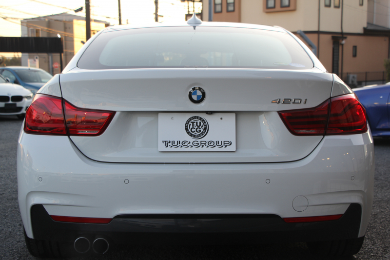 BMW 4シリーズ 420i ｸﾞﾗﾝｸｰﾍﾟｲﾝｽﾀｲﾙｽﾎﾟｰﾂ 300台限定車 後期ﾓﾃﾞﾙ 1ｵｰﾅ ﾋｰﾀｰ黒革 ｱﾀﾞﾌﾟﾃｨﾌﾞMｻｽ 19AW Mspﾌﾞﾚｰｷ HUD 追従ACC 液晶ﾒｰﾀｰ LEDﾍｯﾄﾞﾗｲﾄ&LEDﾃｰﾙ ﾀｯﾁ画面HDDﾅﾋﾞﾌﾙｾｸﾞTV 電動ﾄﾗﾝｸ 衝突軽減ﾌﾞﾚｰｷ 2年保証