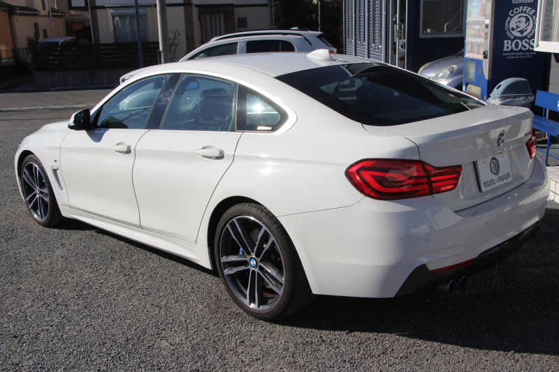 BMW 4シリーズ 420i ｸﾞﾗﾝｸｰﾍﾟｲﾝｽﾀｲﾙｽﾎﾟｰﾂ 300台限定車 後期ﾓﾃﾞﾙ 1ｵｰﾅ ﾋｰﾀｰ黒革 ｱﾀﾞﾌﾟﾃｨﾌﾞMｻｽ 19AW Mspﾌﾞﾚｰｷ HUD 追従ACC 液晶ﾒｰﾀｰ LEDﾍｯﾄﾞﾗｲﾄ&LEDﾃｰﾙ ﾀｯﾁ画面HDDﾅﾋﾞﾌﾙｾｸﾞTV 電動ﾄﾗﾝｸ 衝突軽減ﾌﾞﾚｰｷ 2年保証