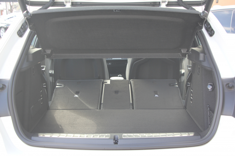 BMW 1シリーズ 118d Mｽﾎﾟｰﾂ ｴﾃﾞｨｼｮﾝｼﾞｮｲﾌﾟﾗｽ ｺﾝﾌｫｰﾄP 1ｵｰﾅ 追従ACC 電動ﾘｱｹﾞｰﾄ idriveﾅﾋﾞｹﾞｰｼｮﾝP BMWﾗｲﾌﾞｺｯｸﾋﾟｯﾄ ｱｯﾌﾟﾙｶｰﾌﾟﾚｲ ﾒﾓﾘｰ付電動ﾊｰﾌﾚｻﾞｰ ｽﾄﾚｰｼﾞﾊﾟｯｹｰｼﾞｲﾙﾐﾎﾞｽﾄﾝﾄﾘﾑ LEDﾍｯﾄﾞﾗｲﾄ Pｱｼｽﾄ 18AW 専用ｴｱﾛ 2年保証