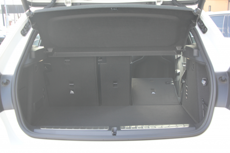 BMW 1シリーズ 118d Mｽﾎﾟｰﾂ ｴﾃﾞｨｼｮﾝｼﾞｮｲﾌﾟﾗｽ ｺﾝﾌｫｰﾄP 1ｵｰﾅ 追従ACC 電動ﾘｱｹﾞｰﾄ idriveﾅﾋﾞｹﾞｰｼｮﾝP BMWﾗｲﾌﾞｺｯｸﾋﾟｯﾄ ｱｯﾌﾟﾙｶｰﾌﾟﾚｲ ﾒﾓﾘｰ付電動ﾊｰﾌﾚｻﾞｰ ｽﾄﾚｰｼﾞﾊﾟｯｹｰｼﾞｲﾙﾐﾎﾞｽﾄﾝﾄﾘﾑ LEDﾍｯﾄﾞﾗｲﾄ Pｱｼｽﾄ 18AW 専用ｴｱﾛ 2年保証