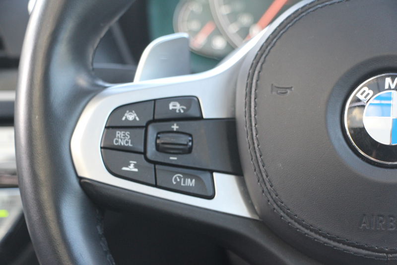 BMW X4 M40i ﾊﾟﾉﾗﾏｻﾝﾙｰﾌ 全席ﾋｰﾀｰ黒革 360馬力 直6ﾀｰﾎﾞｱﾀﾞﾌﾟﾃｨﾌﾞMｻｽ Mspﾌﾞﾚｰｷ 液晶ﾒｰﾀｰ 360度ｶﾒﾗ ﾀｯﾁ画面HDDﾅﾋﾞTV LEDﾍｯﾄﾞﾗｲﾄ ｵｰﾄﾊｲﾋﾞｰﾑ 電動ﾄﾗﾝｸ 専用21AW&ﾃﾞﾌ 2年保証