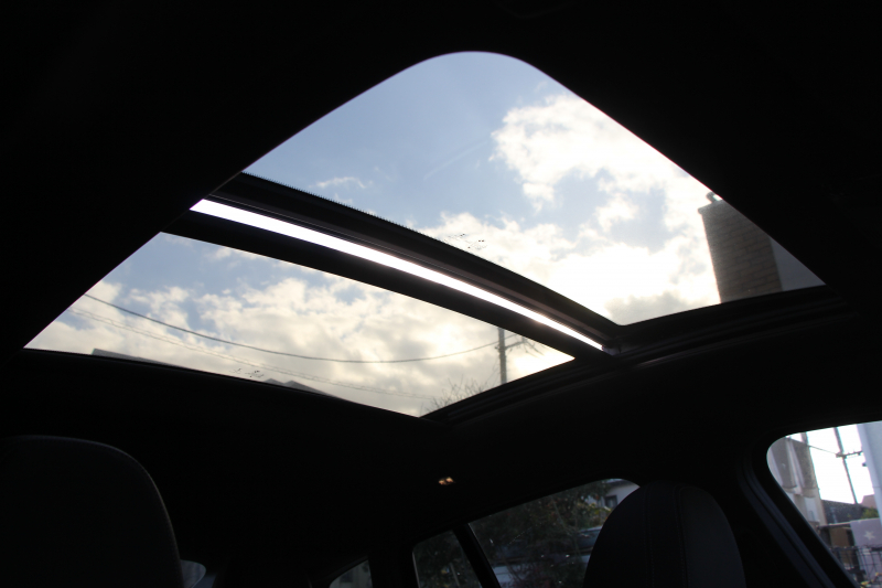 BMW X4 M40i ﾊﾟﾉﾗﾏｻﾝﾙｰﾌ 全席ﾋｰﾀｰ黒革 360馬力 直6ﾀｰﾎﾞｱﾀﾞﾌﾟﾃｨﾌﾞMｻｽ Mspﾌﾞﾚｰｷ 液晶ﾒｰﾀｰ 360度ｶﾒﾗ ﾀｯﾁ画面HDDﾅﾋﾞTV LEDﾍｯﾄﾞﾗｲﾄ ｵｰﾄﾊｲﾋﾞｰﾑ 電動ﾄﾗﾝｸ 専用21AW&ﾃﾞﾌ 2年保証