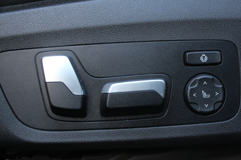 BMW X4 M40i ﾊﾟﾉﾗﾏｻﾝﾙｰﾌ 全席ﾋｰﾀｰ黒革 360馬力 直6ﾀｰﾎﾞｱﾀﾞﾌﾟﾃｨﾌﾞMｻｽ Mspﾌﾞﾚｰｷ 液晶ﾒｰﾀｰ 360度ｶﾒﾗ ﾀｯﾁ画面HDDﾅﾋﾞTV LEDﾍｯﾄﾞﾗｲﾄ ｵｰﾄﾊｲﾋﾞｰﾑ 電動ﾄﾗﾝｸ 専用21AW&ﾃﾞﾌ 2年保証