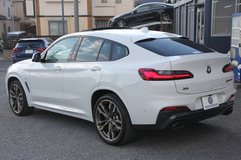 BMW X4 M40i ﾊﾟﾉﾗﾏｻﾝﾙｰﾌ 全席ﾋｰﾀｰ黒革 360馬力 直6ﾀｰﾎﾞｱﾀﾞﾌﾟﾃｨﾌﾞMｻｽ Mspﾌﾞﾚｰｷ 液晶ﾒｰﾀｰ 360度ｶﾒﾗ ﾀｯﾁ画面HDDﾅﾋﾞTV LEDﾍｯﾄﾞﾗｲﾄ ｵｰﾄﾊｲﾋﾞｰﾑ 電動ﾄﾗﾝｸ 専用21AW&ﾃﾞﾌ 2年保証