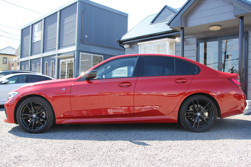 BMW 3シリーズ 320d Xdrive Mｽﾎﾟｰﾂ ｴﾃﾞｨｼｮﾝｻﾝﾗｲｽﾞ50台限定車 ﾋｰﾀｰ黒革 ﾚｰｻﾞｰﾗｲﾄ ｱﾀﾞﾌﾟﾃｨﾌﾞMｻｽ 専用19AW Mﾘｱｽﾎﾟｲﾗｰ Mｼｰﾄﾍﾞﾙﾄ 追従ACC ｽﾃｱﾘﾝｸﾞｻﾎﾟｰﾄ BMWﾗｲﾌﾞｺｯｸﾋﾟｯﾄﾞｱｯﾌﾟﾙｶｰﾌﾟﾚｲ ﾜｲﾔﾚｽ充電 2年保証