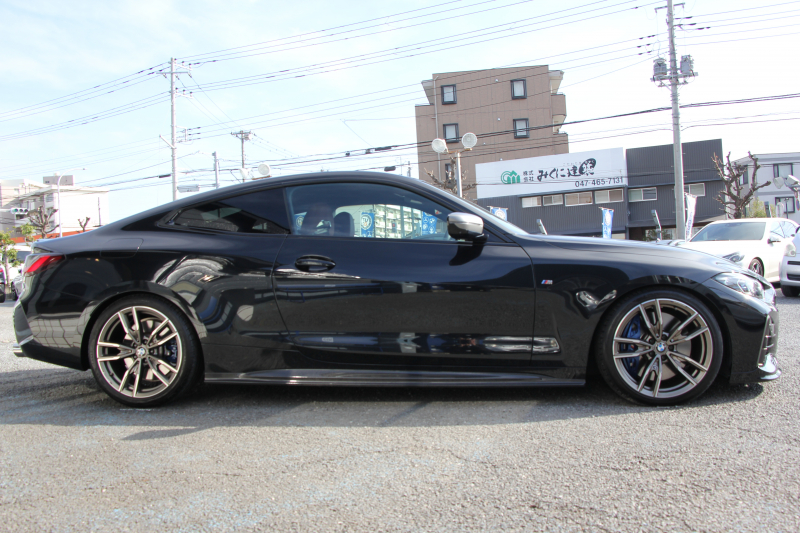 BMW 4シリーズ M440i Xdrive ｸｰﾍﾟｲﾉﾍﾞｰｼｮﾝP 4WD ﾋｰﾀｰ赤革 BMWﾚｰｻﾞｰﾗｲﾄ ﾊｰﾏﾝｶｰﾄﾞﾝ 387馬力 H&Rﾀﾞｳﾝｻｽ 3Ddesignｴｱﾛ&4本出しﾏﾌﾗｰ ｱﾀﾞﾌﾟﾃｨﾌﾞMｻｽ 追従ACC HUD 360度ｶﾒﾗ 電動ﾄﾗﾝｸ BMWﾗｲﾌﾞｺｯｸﾋﾟｯﾄ ﾀｯﾁ画面HDDﾅﾋﾞTV Applecarplay 2年保証