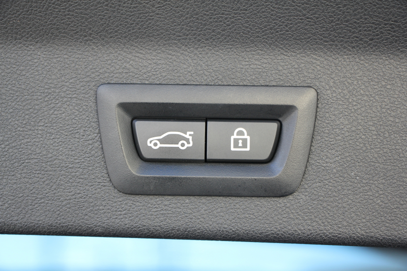 BMW X3 Xdrive20d Mｽﾎﾟｰﾂ ﾊｲﾗｲﾝ ｾﾚｸﾄP ﾊﾟﾉﾗﾏｻﾝﾙｰﾌ 中期 新型式3DA-UZ20 NEWｲﾝﾃﾘｱ 全席ﾋｰﾀｰ茶革 1ｵｰﾅ BMWﾗｲﾌﾞｺｯｸﾋﾟｯﾄﾞｱｯﾌﾟﾙｶｰﾌﾟﾚｲ 変更後ﾀｯﾁ画面対応HDDﾅﾋﾞLEDﾍｯﾄﾞﾗｲﾄ ｵｰﾄﾊｲﾋﾞｰﾑ 360度ｶﾒﾗ 電動ﾘｱｹﾞｰﾄ 2年保証