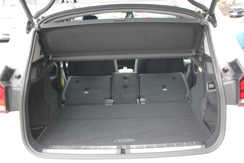 BMW X1 Xdrive18d Xﾗｲﾝ ｴﾃﾞｨｼｮﾝｼﾞｮｲﾌﾟﾗｽ ﾊｲﾗｲﾝ&ｺﾝﾌｫｰﾄP 後期 ﾌｪｲｽﾘﾌﾄ後 真珠色 ﾋｰﾀｰ黒革 追従ACC ﾌﾙｾｸﾞTV LEDﾍｯﾄﾞﾗｲﾄ 電動ﾄﾗﾝｸ ﾀｯﾁ画面HDDﾅﾋﾞ衝突軽減ﾌﾞﾚｰｷ 車線逸脱警告 歩行者警告 専用18AW ｳｯﾄﾞﾊﾟﾈﾙ 2年保証