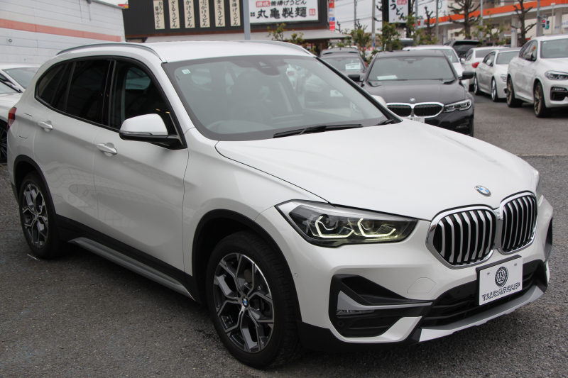BMW X1 Xdrive18d Xﾗｲﾝ ｴﾃﾞｨｼｮﾝｼﾞｮｲﾌﾟﾗｽ ﾊｲﾗｲﾝ&ｺﾝﾌｫｰﾄP 後期 ﾌｪｲｽﾘﾌﾄ後 真珠色 ﾋｰﾀｰ黒革 追従ACC ﾌﾙｾｸﾞTV LEDﾍｯﾄﾞﾗｲﾄ 電動ﾄﾗﾝｸ ﾀｯﾁ画面HDDﾅﾋﾞ衝突軽減ﾌﾞﾚｰｷ 車線逸脱警告 歩行者警告 専用18AW ｳｯﾄﾞﾊﾟﾈﾙ 2年保証