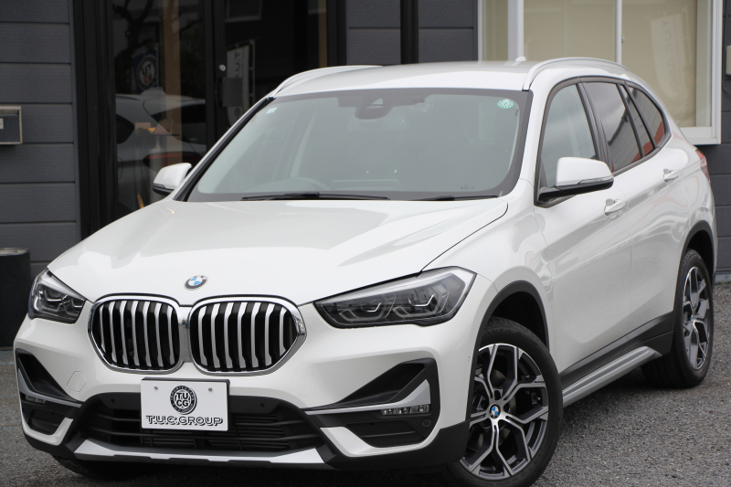 BMW X1 Xdrive18d Xﾗｲﾝ ｴﾃﾞｨｼｮﾝｼﾞｮｲﾌﾟﾗｽ ﾊｲﾗｲﾝ&ｺﾝﾌｫｰﾄP 後期 ﾌｪｲｽﾘﾌﾄ後 真珠色 ﾋｰﾀｰ黒革 追従ACC ﾌﾙｾｸﾞTV LEDﾍｯﾄﾞﾗｲﾄ 電動ﾄﾗﾝｸ ﾀｯﾁ画面HDDﾅﾋﾞ衝突軽減ﾌﾞﾚｰｷ 車線逸脱警告 歩行者警告 専用18AW ｳｯﾄﾞﾊﾟﾈﾙ 2年保証