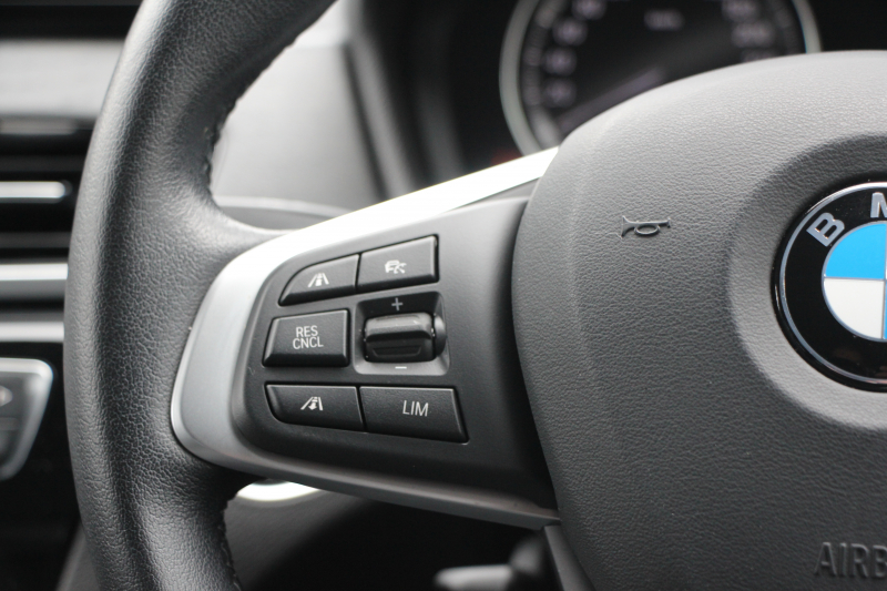 BMW X1 Xdrive18d Xﾗｲﾝ ｴﾃﾞｨｼｮﾝｼﾞｮｲﾌﾟﾗｽ ﾊｲﾗｲﾝ&ｺﾝﾌｫｰﾄP 後期 ﾌｪｲｽﾘﾌﾄ後 真珠色 ﾋｰﾀｰ黒革 追従ACC ﾌﾙｾｸﾞTV LEDﾍｯﾄﾞﾗｲﾄ 電動ﾄﾗﾝｸ ﾀｯﾁ画面HDDﾅﾋﾞ衝突軽減ﾌﾞﾚｰｷ 車線逸脱警告 歩行者警告 専用18AW ｳｯﾄﾞﾊﾟﾈﾙ 2年保証