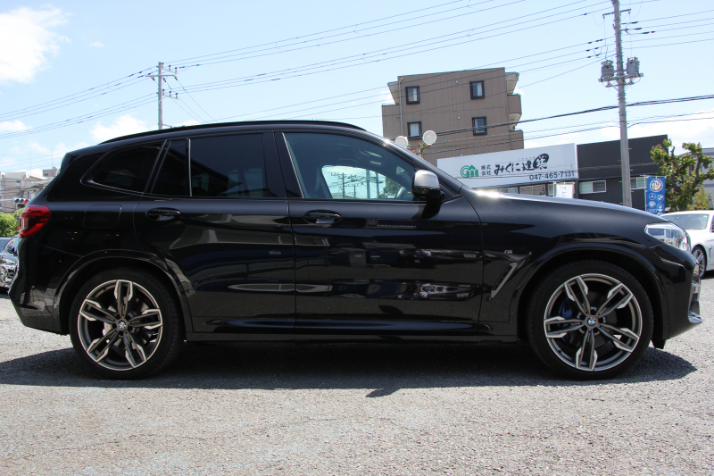 BMW X3 M40d ｾﾚｸﾄP 326馬力 3.0Lﾃﾞｨｰｾﾞﾙﾀｰﾎﾞﾊﾟﾉﾗﾏｻﾝﾙｰﾌ 全席ﾋｰﾀｰ黒革  ﾊｰﾏﾝｶｰﾄﾞﾝｻｳﾝﾄﾞHUD 専用21AW Mｽﾎﾟｰﾂﾃﾞﾌ&ﾌﾞﾚｰｷ 追従ACC ｽﾃｱﾘﾝｸﾞｻﾎﾟｰﾄ ﾀｯﾁ画面HDDﾅﾋﾞTV 360度ｶﾒﾗ ｱﾝﾋﾞｴﾝﾄﾗｲﾄ 電動ﾄﾗﾝｸ 2年保証
