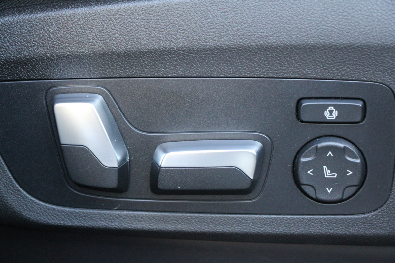 BMW X3 M40d ｾﾚｸﾄP 326馬力 3.0Lﾃﾞｨｰｾﾞﾙﾀｰﾎﾞﾊﾟﾉﾗﾏｻﾝﾙｰﾌ 全席ﾋｰﾀｰ黒革  ﾊｰﾏﾝｶｰﾄﾞﾝｻｳﾝﾄﾞHUD 専用21AW Mｽﾎﾟｰﾂﾃﾞﾌ&ﾌﾞﾚｰｷ 追従ACC ｽﾃｱﾘﾝｸﾞｻﾎﾟｰﾄ ﾀｯﾁ画面HDDﾅﾋﾞTV 360度ｶﾒﾗ ｱﾝﾋﾞｴﾝﾄﾗｲﾄ 電動ﾄﾗﾝｸ 2年保証