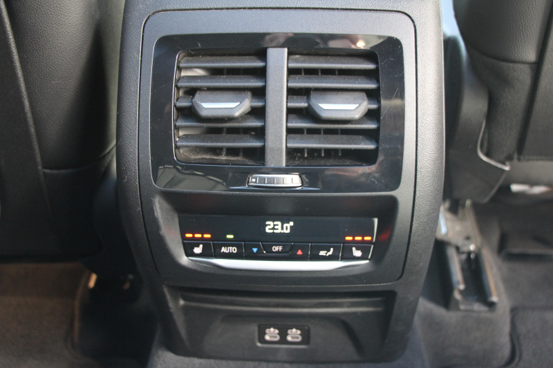 BMW X3 M40d ｽﾎﾟｰﾂｴﾃﾞｨｼｮﾝ 30台限定車 後期ﾓﾃﾞﾙ Individualﾏｯﾄﾌﾞﾗｯｸ ｾﾚｸﾄP ﾏｲﾙﾄﾞHV ﾊﾟﾉﾗﾏｻﾝR 全席ﾋｰﾀｰ黒革 ﾊｰﾏﾝｶｰﾄﾞﾝ ｱﾀﾞﾌﾟﾃｨﾌﾞMｻｽ ﾘｱｼｰﾄ可倒調整 Mｼｰﾄﾍﾞﾙﾄ ﾚｯﾄﾞｷｬﾘﾊﾟｰ 追従ACC HUD ｱｯﾌﾟﾙｶｰﾌﾟﾚｲ  ﾀｯﾁ画面ﾅﾋﾞ2年保証