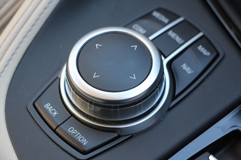 BMW X1 Xdrive18d Xﾗｲﾝ ｴﾃﾞｨｼｮﾝｼﾞｮｲﾌﾟﾗｽ 1ｵｰﾅ ﾊｲﾗｲﾝ&ｺﾝﾌｫｰﾄP 後期 ﾌｪｲｽﾘﾌﾄ後 真珠色 ｵｲｽﾀｰﾚｻﾞｰ ｼｰﾄﾋｰﾀｰ 追従ACC LEDﾍｯﾄﾞﾗｲﾄ&ﾃｰﾙ 電動ﾄﾗﾝｸ ﾀｯﾁ画面HDDﾅﾋﾞ衝突軽減ﾌﾞﾚｰｷ 車線逸脱警告 歩行者警告 専用18AW ｳｯﾄﾞﾊﾟﾈﾙ 2年保証