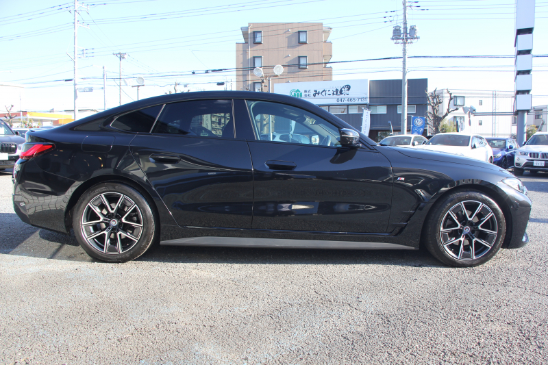 BMW 4シリーズ 420d Xdrive ｸﾞﾗﾝｸｰﾍﾟMｽﾎﾟｰﾂ ﾊｲﾗｲﾝ ｺﾝﾌｫｰﾄP 4WD 1ｵｰﾅ ﾋｰﾀｰ茶革 50Thｴﾝﾌﾞﾚﾑ 360度ｶﾒﾗ 追従ACC ｽﾃｱﾘﾝｸﾞｻﾎﾟｰﾄ ﾀｯﾁ画面HDDﾅﾋﾞｱｯﾌﾟﾙｶｰﾌﾟﾚｲ LEDﾍｯﾄﾞﾗｲﾄ ｵｰﾄﾊｲﾋﾞｰﾑ Mﾘｱｽﾎﾟｲﾗｰ 専用ｴｱﾛ  ﾜｲﾔﾚｽ充電 2年保証