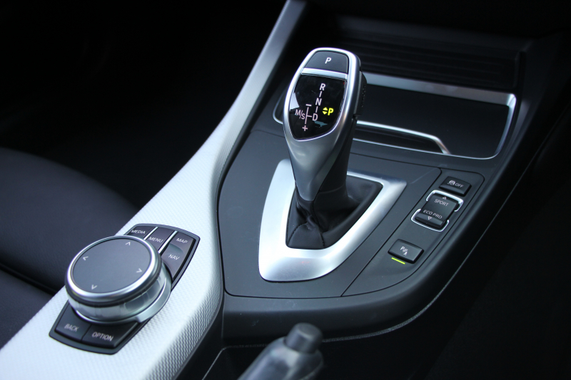 BMW 2シリーズ M240i ｸｰﾍﾟ後期 ﾋｰﾀｰ黒革 追従ACC B58新ｴﾝｼﾞﾝ 直6ﾀｰﾎﾞ340馬力 LEDﾍｯﾄﾞﾗｲﾄ LEDﾃｰﾙ ｱﾀﾞﾌﾟﾃｨﾌﾞMｻｽ 専用ﾌﾞﾚｰｷ ｼﾞｪｯﾄﾌﾞﾗｯｸ18AW ﾀｯﾁ画面HDDﾅﾋﾞPｱｼｽﾄ ﾊﾟﾄﾞﾙｼﾌﾄ 8速AT 衝突軽減ﾌﾞﾚｰｷ 2年保証