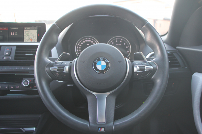 BMW 2シリーズ M240i ｸｰﾍﾟ後期 ﾋｰﾀｰ黒革 追従ACC B58新ｴﾝｼﾞﾝ 直6ﾀｰﾎﾞ340馬力 LEDﾍｯﾄﾞﾗｲﾄ LEDﾃｰﾙ ｱﾀﾞﾌﾟﾃｨﾌﾞMｻｽ 専用ﾌﾞﾚｰｷ ｼﾞｪｯﾄﾌﾞﾗｯｸ18AW ﾀｯﾁ画面HDDﾅﾋﾞPｱｼｽﾄ ﾊﾟﾄﾞﾙｼﾌﾄ 8速AT 衝突軽減ﾌﾞﾚｰｷ 2年保証