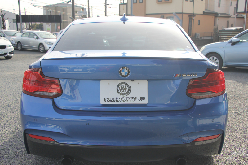 BMW 2シリーズ M240i ｸｰﾍﾟ後期 ﾋｰﾀｰ黒革 追従ACC B58新ｴﾝｼﾞﾝ 直6ﾀｰﾎﾞ340馬力 LEDﾍｯﾄﾞﾗｲﾄ LEDﾃｰﾙ ｱﾀﾞﾌﾟﾃｨﾌﾞMｻｽ 専用ﾌﾞﾚｰｷ ｼﾞｪｯﾄﾌﾞﾗｯｸ18AW ﾀｯﾁ画面HDDﾅﾋﾞPｱｼｽﾄ ﾊﾟﾄﾞﾙｼﾌﾄ 8速AT 衝突軽減ﾌﾞﾚｰｷ 2年保証