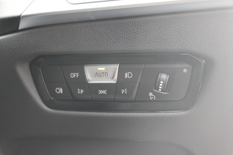 BMW 2シリーズ 220i ｸｰﾍﾟMｽﾎﾟｰﾂ MｽﾎﾟｰﾂｼｰﾄP ｺﾝﾌｫｰﾄP 新車保証 内装移行後ﾓﾃﾞﾙ ｶｰﾌﾞﾄﾞﾃﾞｨｽﾌﾟﾚｲ 1ｵﾅ ﾋｰﾀｰ黒革 Mｽﾎﾟｰﾂｼｰﾄ ｻﾝﾌﾟﾛﾃｸｼｮﾝｶﾞﾗｽ  Mﾊｲﾗｲﾀｰｽﾞｲﾙﾐ 360度ｶﾒﾗ LEDﾍｯﾄﾞﾗｲﾄ Hi-fiｽﾋﾟｰｶｰ 追従ACC 2年保証