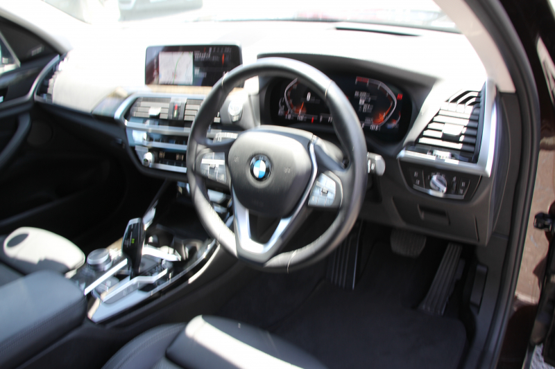 BMW X3 Xdrive20d Xﾗｲﾝ ﾊｲﾗｲﾝ ｾﾚｸﾄP 1ｵｰﾅ 中期ﾓﾃﾞﾙ 型式変更後3DA-UZ20 ﾊﾟﾉﾗﾏｻﾝﾙｰﾌ BMWﾗｲﾌﾞｺｯｸﾋﾟｯﾄ 変更後HDDﾅﾋﾞｱｯﾌﾟﾙｶｰﾌﾟﾚｲ ﾍﾞﾝﾁﾚｰｼｮﾝ 全席ﾋｰﾀｰ黒革 ﾊｰﾏﾝｶｰﾄﾞﾝ ﾘｱｼｰﾄ可倒調整 HUD 追従ACC LEDﾍｯﾄﾞﾗｲﾄ 360度ｶﾒﾗ 2年保証