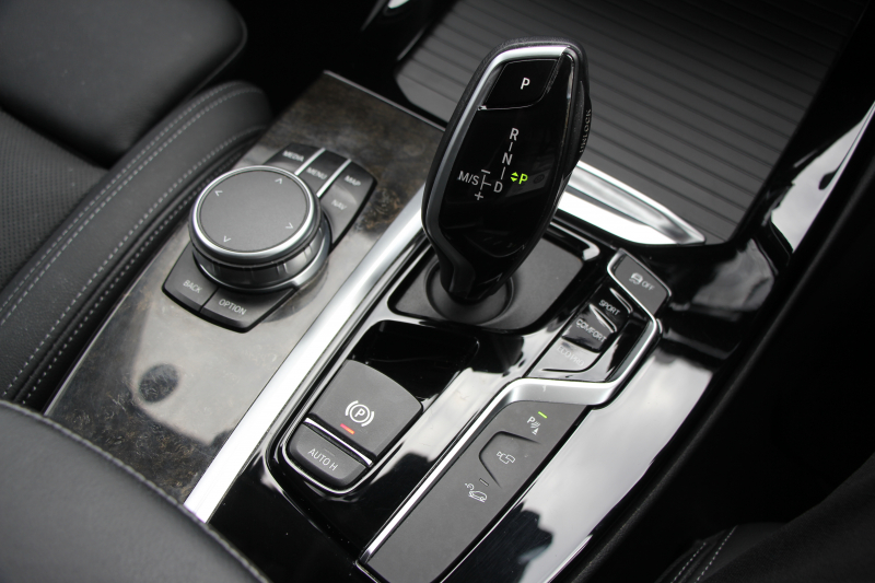 BMW X3 Xdrive20d Xﾗｲﾝ ﾊｲﾗｲﾝ ｾﾚｸﾄP 1ｵｰﾅ 中期ﾓﾃﾞﾙ 型式変更後3DA-UZ20 ﾊﾟﾉﾗﾏｻﾝﾙｰﾌ BMWﾗｲﾌﾞｺｯｸﾋﾟｯﾄ 変更後HDDﾅﾋﾞｱｯﾌﾟﾙｶｰﾌﾟﾚｲ ﾍﾞﾝﾁﾚｰｼｮﾝ 全席ﾋｰﾀｰ黒革 ﾊｰﾏﾝｶｰﾄﾞﾝ ﾘｱｼｰﾄ可倒調整 HUD 追従ACC LEDﾍｯﾄﾞﾗｲﾄ 360度ｶﾒﾗ 2年保証