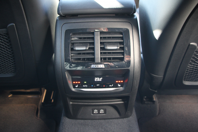 BMW X3 M40i ｾﾚｸﾄP ﾊﾟﾉﾗﾏｻﾝﾙｰﾌ 全席ﾋｰﾀｰ黒革 ﾊｰﾏﾝｶｰﾄﾞﾝ 387馬力 直6ﾀｰﾎﾞBMWﾗｲﾌﾞｺｯｸﾋﾟｯﾄﾞｱﾀﾞﾌﾟﾃｨﾌﾞMｻｽ Mｽﾎﾟｰﾂﾌﾞﾚｰｷ ﾘｱｼｰﾄ可倒調整 360度ｶﾒﾗ ﾀｯﾁ画面HDDﾅﾋﾞTV ｱｯﾌﾟﾙｶｰﾌﾟﾚｲ LEDﾍｯﾄﾞﾗｲﾄ ｵｰﾄﾊｲﾋﾞｰﾑ 電動ﾄﾗﾝｸ 2年保証