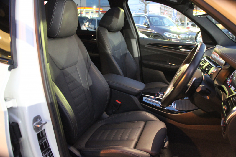 BMW X3 M40i ｾﾚｸﾄP ﾊﾟﾉﾗﾏｻﾝﾙｰﾌ 全席ﾋｰﾀｰ黒革 ﾊｰﾏﾝｶｰﾄﾞﾝ 387馬力 直6ﾀｰﾎﾞBMWﾗｲﾌﾞｺｯｸﾋﾟｯﾄﾞｱﾀﾞﾌﾟﾃｨﾌﾞMｻｽ Mｽﾎﾟｰﾂﾌﾞﾚｰｷ ﾘｱｼｰﾄ可倒調整 360度ｶﾒﾗ ﾀｯﾁ画面HDDﾅﾋﾞTV ｱｯﾌﾟﾙｶｰﾌﾟﾚｲ LEDﾍｯﾄﾞﾗｲﾄ ｵｰﾄﾊｲﾋﾞｰﾑ 電動ﾄﾗﾝｸ 2年保証