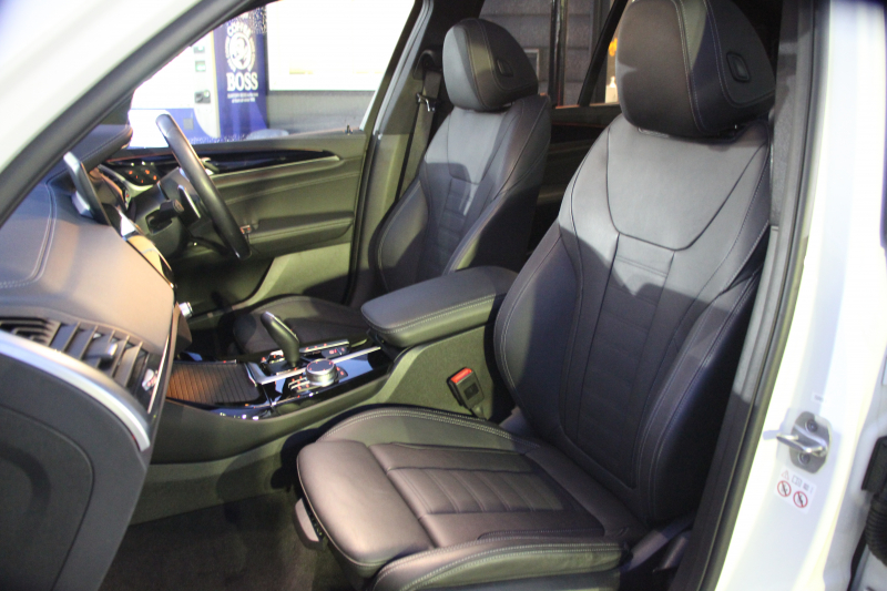 BMW X3 M40i ｾﾚｸﾄP ﾊﾟﾉﾗﾏｻﾝﾙｰﾌ 全席ﾋｰﾀｰ黒革 ﾊｰﾏﾝｶｰﾄﾞﾝ 387馬力 直6ﾀｰﾎﾞBMWﾗｲﾌﾞｺｯｸﾋﾟｯﾄﾞｱﾀﾞﾌﾟﾃｨﾌﾞMｻｽ Mｽﾎﾟｰﾂﾌﾞﾚｰｷ ﾘｱｼｰﾄ可倒調整 360度ｶﾒﾗ ﾀｯﾁ画面HDDﾅﾋﾞTV ｱｯﾌﾟﾙｶｰﾌﾟﾚｲ LEDﾍｯﾄﾞﾗｲﾄ ｵｰﾄﾊｲﾋﾞｰﾑ 電動ﾄﾗﾝｸ 2年保証