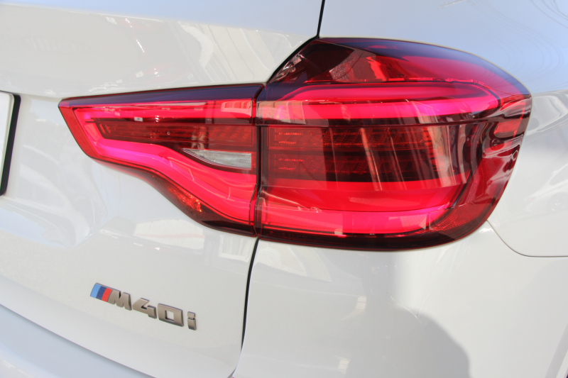 BMW X3 M40i ｾﾚｸﾄP ﾊﾟﾉﾗﾏｻﾝﾙｰﾌ 全席ﾋｰﾀｰ黒革 ﾊｰﾏﾝｶｰﾄﾞﾝ 387馬力 直6ﾀｰﾎﾞBMWﾗｲﾌﾞｺｯｸﾋﾟｯﾄﾞｱﾀﾞﾌﾟﾃｨﾌﾞMｻｽ Mｽﾎﾟｰﾂﾌﾞﾚｰｷ ﾘｱｼｰﾄ可倒調整 360度ｶﾒﾗ ﾀｯﾁ画面HDDﾅﾋﾞTV ｱｯﾌﾟﾙｶｰﾌﾟﾚｲ LEDﾍｯﾄﾞﾗｲﾄ ｵｰﾄﾊｲﾋﾞｰﾑ 電動ﾄﾗﾝｸ 2年保証