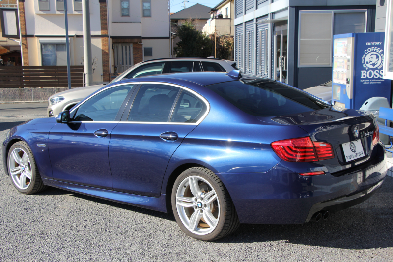 BMW 5シリーズ 523d ｾﾚﾌﾞﾚｰｼｮﾝｴﾃﾞｨｼｮﾝﾊﾞﾛﾝ 限定車 最終ﾓﾃﾞﾙ ｵｲｽﾀｰﾚｻﾞｰ 液晶ﾒｰﾀｰ LEDﾍｯﾄﾞﾗｲﾄ 19AW ｿﾌﾄｸﾛｰｽﾞﾄﾞｱ 電動ﾄﾗﾝｸ 追従ACC ﾚｰﾝﾁｪﾝｼﾞ警告 衝突軽減ﾌﾞﾚｰｷ iﾄﾞﾗｲﾌﾞHDDﾅﾋﾞ地ﾃﾞｼﾞTV Bｶﾒﾗ Mｽﾎﾟｰﾂｴｱﾛ 2年保証