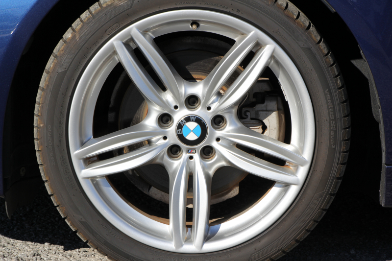 BMW 5シリーズ 523d ｾﾚﾌﾞﾚｰｼｮﾝｴﾃﾞｨｼｮﾝﾊﾞﾛﾝ 限定車 最終ﾓﾃﾞﾙ ｵｲｽﾀｰﾚｻﾞｰ 液晶ﾒｰﾀｰ LEDﾍｯﾄﾞﾗｲﾄ 19AW ｿﾌﾄｸﾛｰｽﾞﾄﾞｱ 電動ﾄﾗﾝｸ 追従ACC ﾚｰﾝﾁｪﾝｼﾞ警告 衝突軽減ﾌﾞﾚｰｷ iﾄﾞﾗｲﾌﾞHDDﾅﾋﾞ地ﾃﾞｼﾞTV Bｶﾒﾗ Mｽﾎﾟｰﾂｴｱﾛ 2年保証