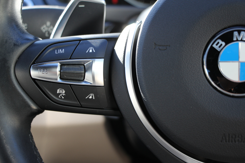 BMW 5シリーズ 523d ｾﾚﾌﾞﾚｰｼｮﾝｴﾃﾞｨｼｮﾝﾊﾞﾛﾝ 限定車 最終ﾓﾃﾞﾙ ｵｲｽﾀｰﾚｻﾞｰ 液晶ﾒｰﾀｰ LEDﾍｯﾄﾞﾗｲﾄ 19AW ｿﾌﾄｸﾛｰｽﾞﾄﾞｱ 電動ﾄﾗﾝｸ 追従ACC ﾚｰﾝﾁｪﾝｼﾞ警告 衝突軽減ﾌﾞﾚｰｷ iﾄﾞﾗｲﾌﾞHDDﾅﾋﾞ地ﾃﾞｼﾞTV Bｶﾒﾗ Mｽﾎﾟｰﾂｴｱﾛ 2年保証