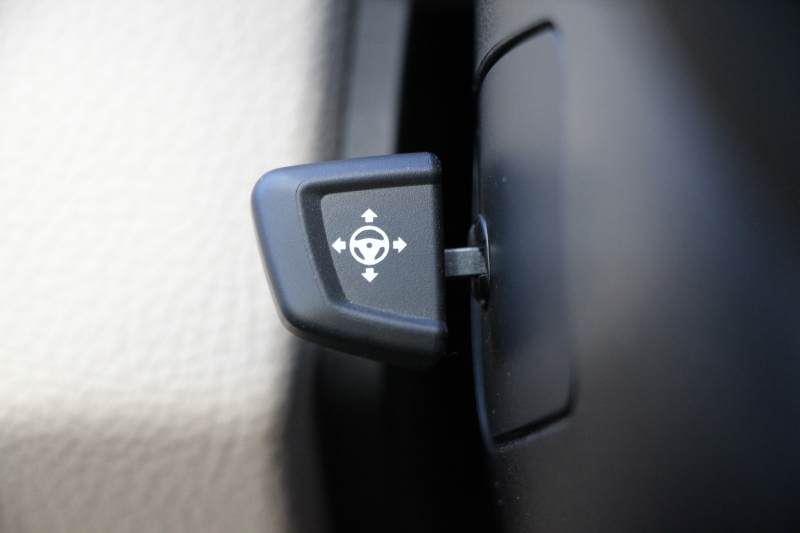 BMW 5シリーズ 523d ｾﾚﾌﾞﾚｰｼｮﾝｴﾃﾞｨｼｮﾝﾊﾞﾛﾝ 限定車 最終ﾓﾃﾞﾙ ｵｲｽﾀｰﾚｻﾞｰ 液晶ﾒｰﾀｰ LEDﾍｯﾄﾞﾗｲﾄ 19AW ｿﾌﾄｸﾛｰｽﾞﾄﾞｱ 電動ﾄﾗﾝｸ 追従ACC ﾚｰﾝﾁｪﾝｼﾞ警告 衝突軽減ﾌﾞﾚｰｷ iﾄﾞﾗｲﾌﾞHDDﾅﾋﾞ地ﾃﾞｼﾞTV Bｶﾒﾗ Mｽﾎﾟｰﾂｴｱﾛ 2年保証