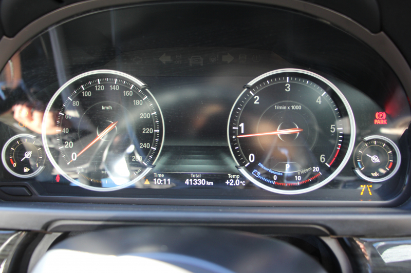 BMW 5シリーズ 523d ｾﾚﾌﾞﾚｰｼｮﾝｴﾃﾞｨｼｮﾝﾊﾞﾛﾝ 限定車 最終ﾓﾃﾞﾙ ｵｲｽﾀｰﾚｻﾞｰ 液晶ﾒｰﾀｰ LEDﾍｯﾄﾞﾗｲﾄ 19AW ｿﾌﾄｸﾛｰｽﾞﾄﾞｱ 電動ﾄﾗﾝｸ 追従ACC ﾚｰﾝﾁｪﾝｼﾞ警告 衝突軽減ﾌﾞﾚｰｷ iﾄﾞﾗｲﾌﾞHDDﾅﾋﾞ地ﾃﾞｼﾞTV Bｶﾒﾗ Mｽﾎﾟｰﾂｴｱﾛ 2年保証