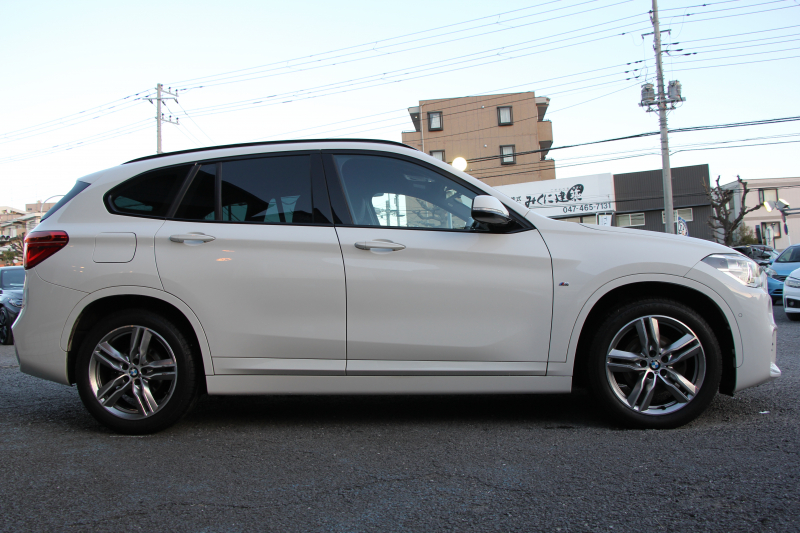 BMW X1 Xdrive18d Mｽﾎﾟｰﾂ ﾊｲﾗｲﾝ ｺﾝﾌｫｰﾄP 4WD 中期 変更後ﾀｯﾁﾊﾟﾈﾙ対応HDDﾅﾋﾞ新ﾃﾞｻﾞｲﾝﾒｰﾀｰ ﾋｰﾀｰ黒革 電動ｼｰﾄ&ﾒﾓﾘｰ 追従ACC HUD ﾌﾙｾｸﾞTV Pｱｼｽﾄ Bｶﾒﾗ 電動ﾄﾗﾝｸ 衝突軽減ﾌﾞﾚｰｷ 車線逸脱警告 歩行者警告 LEDﾍｯﾄﾞﾗｲﾄ 2年保証