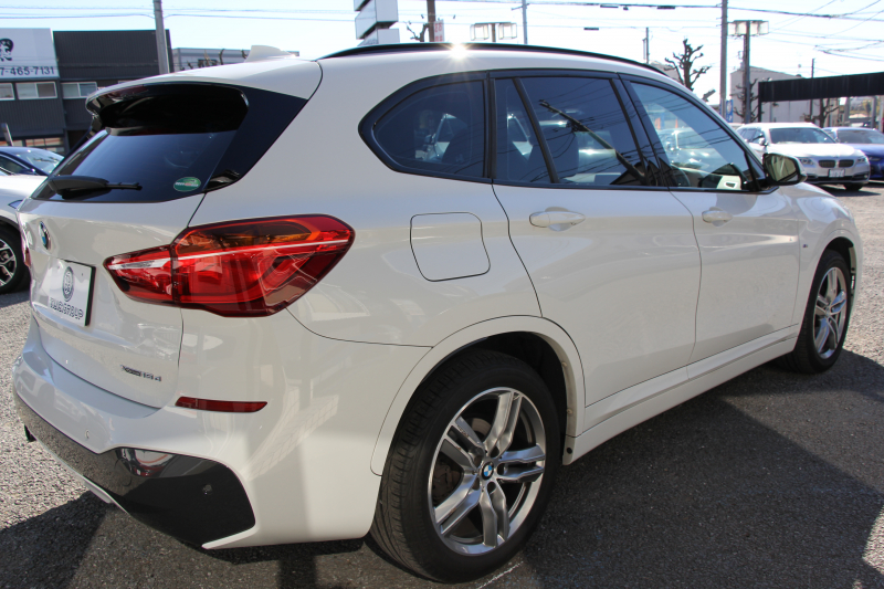 BMW X1 Xdrive18d Mｽﾎﾟｰﾂ ﾊｲﾗｲﾝ ｺﾝﾌｫｰﾄP 4WD 中期 変更後ﾀｯﾁﾊﾟﾈﾙ対応HDDﾅﾋﾞ新ﾃﾞｻﾞｲﾝﾒｰﾀｰ ﾋｰﾀｰ黒革 電動ｼｰﾄ&ﾒﾓﾘｰ 追従ACC HUD ﾌﾙｾｸﾞTV Pｱｼｽﾄ Bｶﾒﾗ 電動ﾄﾗﾝｸ 衝突軽減ﾌﾞﾚｰｷ 車線逸脱警告 歩行者警告 LEDﾍｯﾄﾞﾗｲﾄ 2年保証