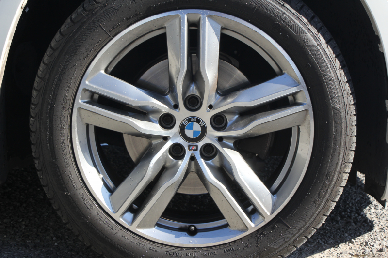 BMW X1 Xdrive18d Mｽﾎﾟｰﾂ ﾊｲﾗｲﾝ ｺﾝﾌｫｰﾄP 4WD 中期 変更後ﾀｯﾁﾊﾟﾈﾙ対応HDDﾅﾋﾞ新ﾃﾞｻﾞｲﾝﾒｰﾀｰ ﾋｰﾀｰ黒革 電動ｼｰﾄ&ﾒﾓﾘｰ 追従ACC HUD ﾌﾙｾｸﾞTV Pｱｼｽﾄ Bｶﾒﾗ 電動ﾄﾗﾝｸ 衝突軽減ﾌﾞﾚｰｷ 車線逸脱警告 歩行者警告 LEDﾍｯﾄﾞﾗｲﾄ 2年保証