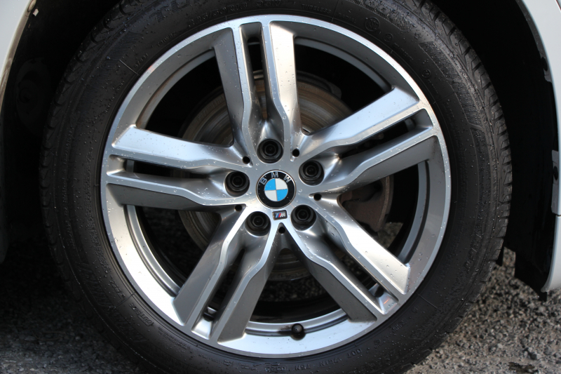 BMW X1 Xdrive18d Mｽﾎﾟｰﾂ ﾊｲﾗｲﾝ ｺﾝﾌｫｰﾄP 4WD 中期 変更後ﾀｯﾁﾊﾟﾈﾙ対応HDDﾅﾋﾞ新ﾃﾞｻﾞｲﾝﾒｰﾀｰ ﾋｰﾀｰ黒革 電動ｼｰﾄ&ﾒﾓﾘｰ 追従ACC HUD ﾌﾙｾｸﾞTV Pｱｼｽﾄ Bｶﾒﾗ 電動ﾄﾗﾝｸ 衝突軽減ﾌﾞﾚｰｷ 車線逸脱警告 歩行者警告 LEDﾍｯﾄﾞﾗｲﾄ 2年保証