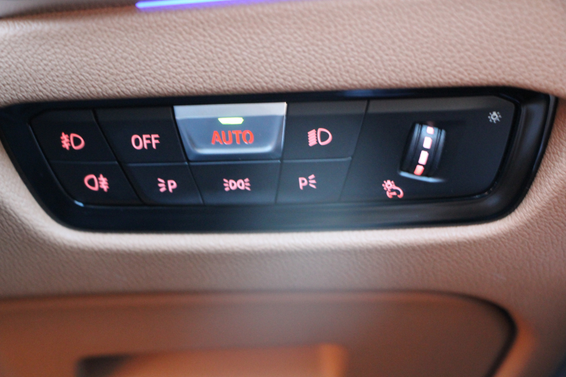 BMW 3シリーズ 320d Xdrive Mｽﾎﾟｰﾂ ﾊｲﾗｲﾝP ｺﾝﾌｫｰﾄP 4WD ｺﾆｬｯｸﾚｻﾞｰ ｼｰﾄﾋｰﾀｰ Pｱｼｽﾄﾌﾟﾗｽ 360度ｶﾒﾗ LEDﾍｯﾄﾞﾗｲﾄ 追従ACC ｽﾃｱﾘﾝｸﾞｻﾎﾟｰﾄ ｱｯﾌﾟﾙｶｰﾌﾟﾚｲ ﾀｯﾁ画面HDDﾅﾋﾞBMWﾗｲﾌﾞｺｯｸﾋﾟｯﾄﾞ電動ﾄﾗﾝｸ Hi-fiｽﾋﾟｰｶｰ ｱﾝﾋﾞｴﾝﾝﾄﾗｲﾄ 2年保証