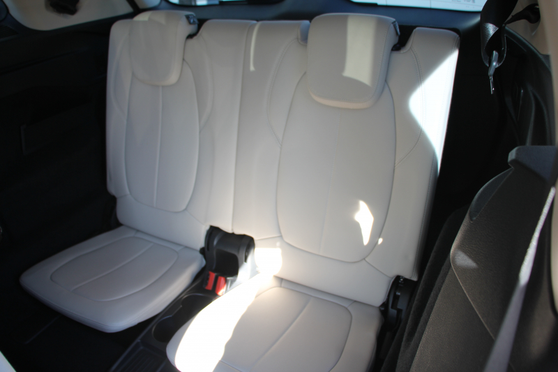 BMW 2シリーズ 218d ｸﾞﾗﾝﾂｱﾗｰ ﾗｸﾞｼﾞｭｱﾘｰ 後期 ﾌｪｲｽﾘﾌﾄ後 3列7人乗り ADｱｸﾃｨﾌﾞｾｰﾌﾃｨ&ｺﾝﾌｫｰﾄP 追従ACC HUD 受注生産OPｵｲｽﾀｰﾚｻﾞｰ 電動ﾄﾗﾝｸ LEDﾍｯﾄﾞﾗｲﾄ ﾒﾓﾘｰ付電動ｼｰﾄ ﾀｯﾁ画面HDDﾅﾋﾞﾊﾟｰｷﾝｸﾞｱｼｽﾄ 2年保証