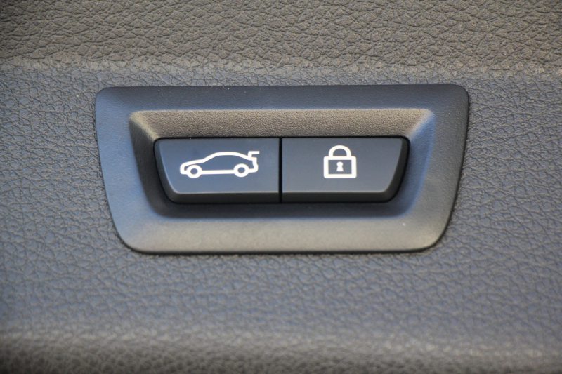 BMW 2シリーズ 218d ｸﾞﾗﾝﾂｱﾗｰ ﾗｸﾞｼﾞｭｱﾘｰ 後期 ﾌｪｲｽﾘﾌﾄ後 3列7人乗り ADｱｸﾃｨﾌﾞｾｰﾌﾃｨ&ｺﾝﾌｫｰﾄP 追従ACC HUD 受注生産OPｵｲｽﾀｰﾚｻﾞｰ 電動ﾄﾗﾝｸ LEDﾍｯﾄﾞﾗｲﾄ ﾒﾓﾘｰ付電動ｼｰﾄ ﾀｯﾁ画面HDDﾅﾋﾞﾊﾟｰｷﾝｸﾞｱｼｽﾄ 2年保証