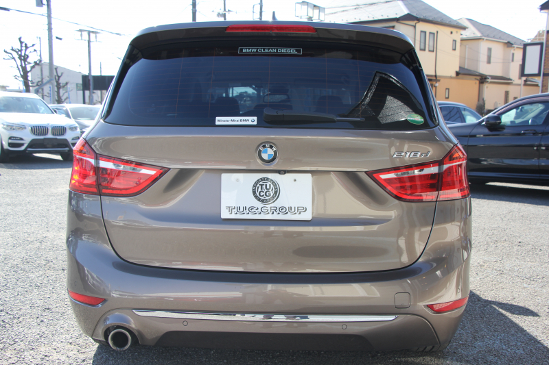 BMW 2シリーズ 218d ｸﾞﾗﾝﾂｱﾗｰ ﾗｸﾞｼﾞｭｱﾘｰ 後期 ﾌｪｲｽﾘﾌﾄ後 3列7人乗り ADｱｸﾃｨﾌﾞｾｰﾌﾃｨ&ｺﾝﾌｫｰﾄP 追従ACC HUD 受注生産OPｵｲｽﾀｰﾚｻﾞｰ 電動ﾄﾗﾝｸ LEDﾍｯﾄﾞﾗｲﾄ ﾒﾓﾘｰ付電動ｼｰﾄ ﾀｯﾁ画面HDDﾅﾋﾞﾊﾟｰｷﾝｸﾞｱｼｽﾄ 2年保証