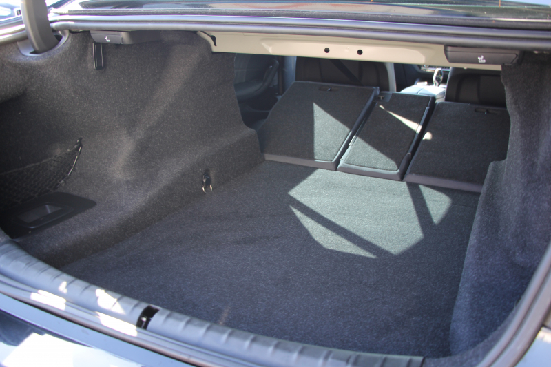 BMW 5シリーズ 530i ｴﾃﾞｨｼｮﾝﾐｯｼｮﾝｲﾝﾎﾟｯｼﾌﾞﾙ 特別仕様車 1ｵｰﾅ 252馬力 ﾅｲﾄﾌﾞﾙｰﾚｻﾞｰ ｱﾀﾞﾌﾟﾃｨﾌﾞｻｽ ﾊｰﾏﾝｶｰﾄﾞﾝ HUD 追従ACC ｽﾃｱﾘﾝｸﾞｻﾎﾟｰﾄ ﾀｯﾁ画面HDDﾅﾋﾞTV LEDﾍｯﾄﾞﾗｲﾄ ｵｰﾄﾊｲﾋﾞｰﾑ 電動ﾄﾗﾝｸ 360度ｶﾒﾗ 全席ﾋｰﾀｰ 専用ﾌﾞﾗｯｸ19AW 2年保証