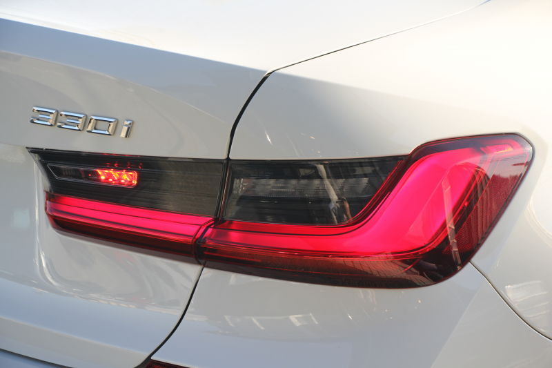 BMW 3シリーズ 330i Mｽﾎﾟｰﾂ ﾊｲﾗｲﾝ ｺﾝﾌｫｰﾄP 高出力 258馬力 ﾋｰﾀｰ茶革 追従ACC ｽﾃｱﾘﾝｸﾞｻﾎﾟｰﾄ 360度ｶﾒﾗ Pｱｼｽﾄﾌﾟﾗｽ LEDﾍｯﾄﾞﾗｲﾄ Mｽﾎﾟｰﾂﾌﾞﾚｰｷ ﾀｯﾁ画面HDDﾅﾋﾞｱｯﾌﾟﾙｶｰﾌﾟﾚｲ Hifiｽﾋﾟｰｶｰ 電動ﾄﾗﾝｸ ﾜｲﾔﾚｽ充電 2年保証