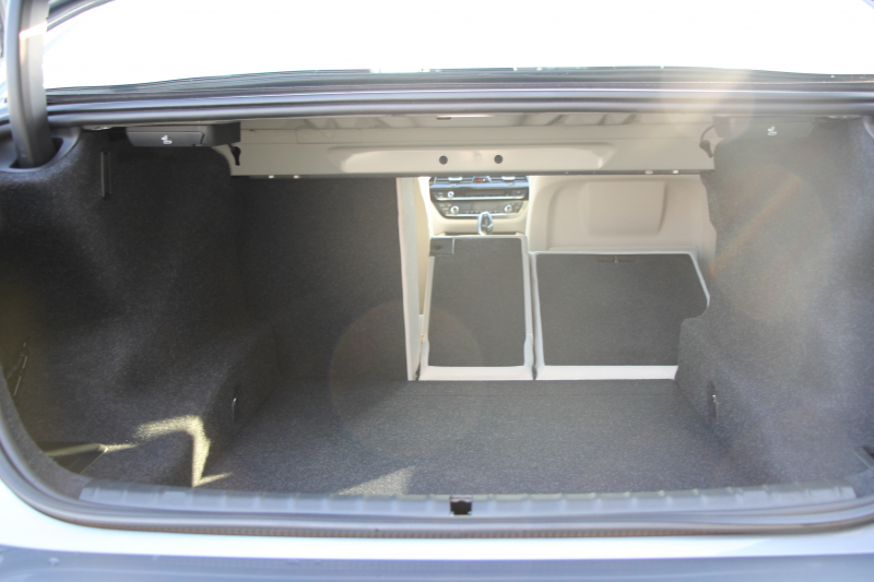 BMW 5シリーズ 530i Mｽﾎﾟｰﾂ 高出力 252馬力 1ｵｰﾅ ｱｲﾎﾞﾘｰﾚｻﾞｰ 全席ﾋｰﾀｰ HUD Mｽﾎﾟｰﾂﾌﾞﾚｰｷ 追従ACC ｽﾃｱﾘﾝｸﾞｻﾎﾟｰﾄ LEDﾍｯﾄﾞﾗｲﾄ ﾊｲﾋﾞｰﾑｱｼｽﾄ ﾀｯﾁ画面HDDﾅﾋﾞTV 360度ｶﾒﾗ Pｱｼｽﾄﾌﾟﾗｽ 電動ﾄﾗﾝｸ 専用ｴｱﾛ ﾊﾟﾄﾞﾙｼﾌﾄ 19AW 2年保証