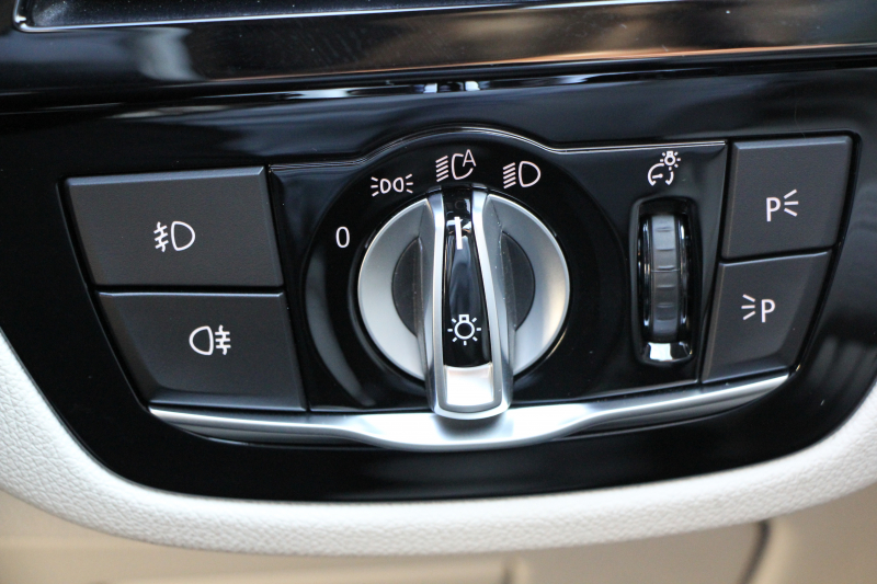 BMW 5シリーズ 530i Mｽﾎﾟｰﾂ 高出力 252馬力 1ｵｰﾅ ｱｲﾎﾞﾘｰﾚｻﾞｰ 全席ﾋｰﾀｰ HUD Mｽﾎﾟｰﾂﾌﾞﾚｰｷ 追従ACC ｽﾃｱﾘﾝｸﾞｻﾎﾟｰﾄ LEDﾍｯﾄﾞﾗｲﾄ ﾊｲﾋﾞｰﾑｱｼｽﾄ ﾀｯﾁ画面HDDﾅﾋﾞTV 360度ｶﾒﾗ Pｱｼｽﾄﾌﾟﾗｽ 電動ﾄﾗﾝｸ 専用ｴｱﾛ ﾊﾟﾄﾞﾙｼﾌﾄ 19AW 2年保証